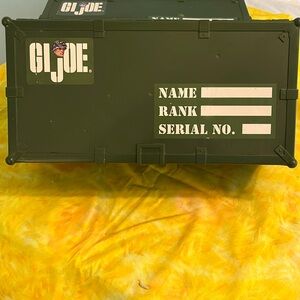 Hasbro GI JOE 1997 Military Green Footlocker/Trunk.